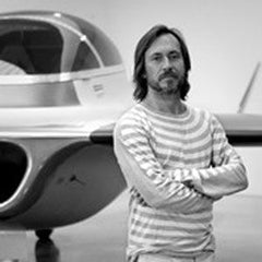 Marc Newson (designer): Click to learn more