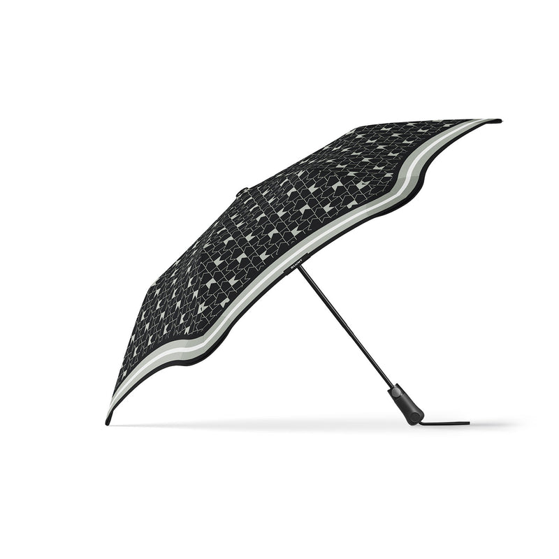 blunt | metro umbrella | karen walker black - limited edition