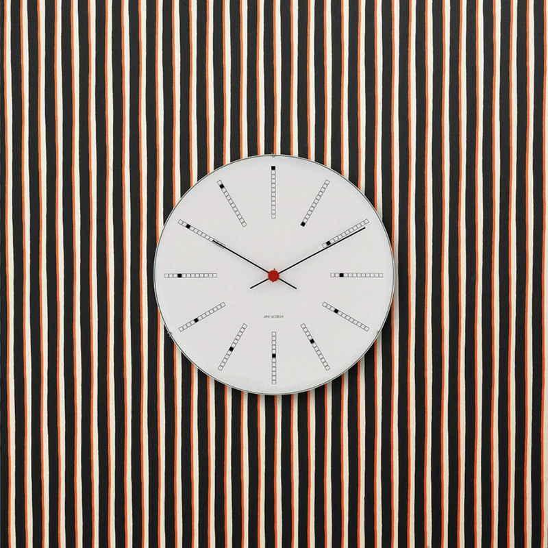 arne jacobsen | bankers wall clock 29cm - LC