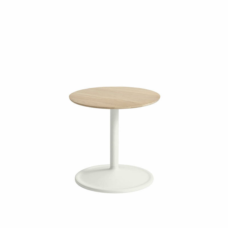 muuto | soft side table 41x40cm | solid oak + off white - DC
