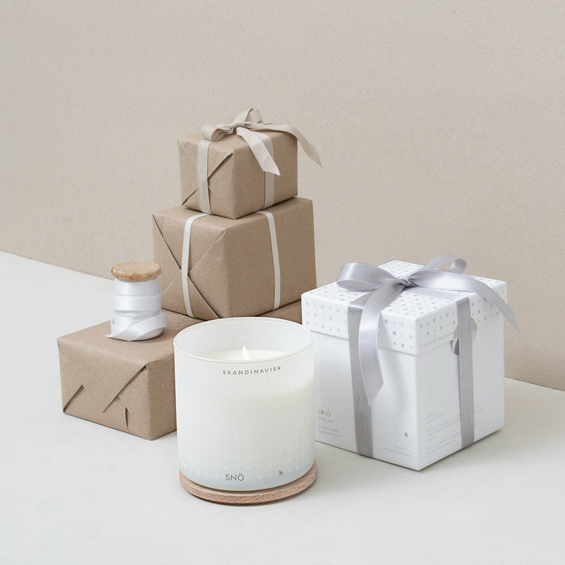 skandinavisk | scented candle | sno 400g - limited edition