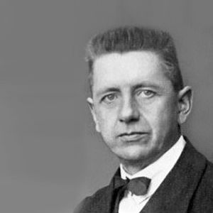 Josef Hartwig (designer)