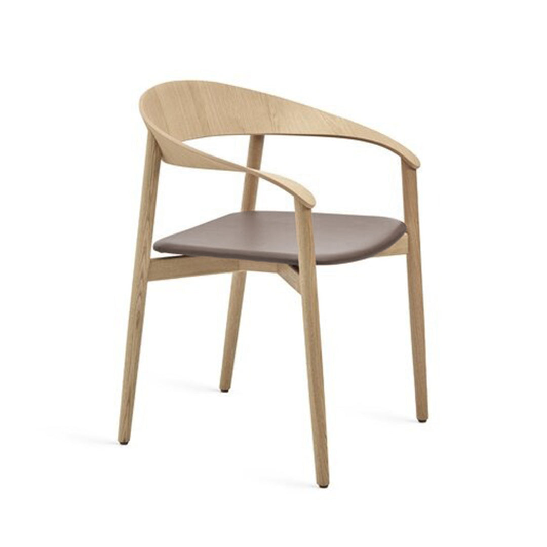 freifrau | stella armchair | white pigment oak white | sahara platino leather 60003