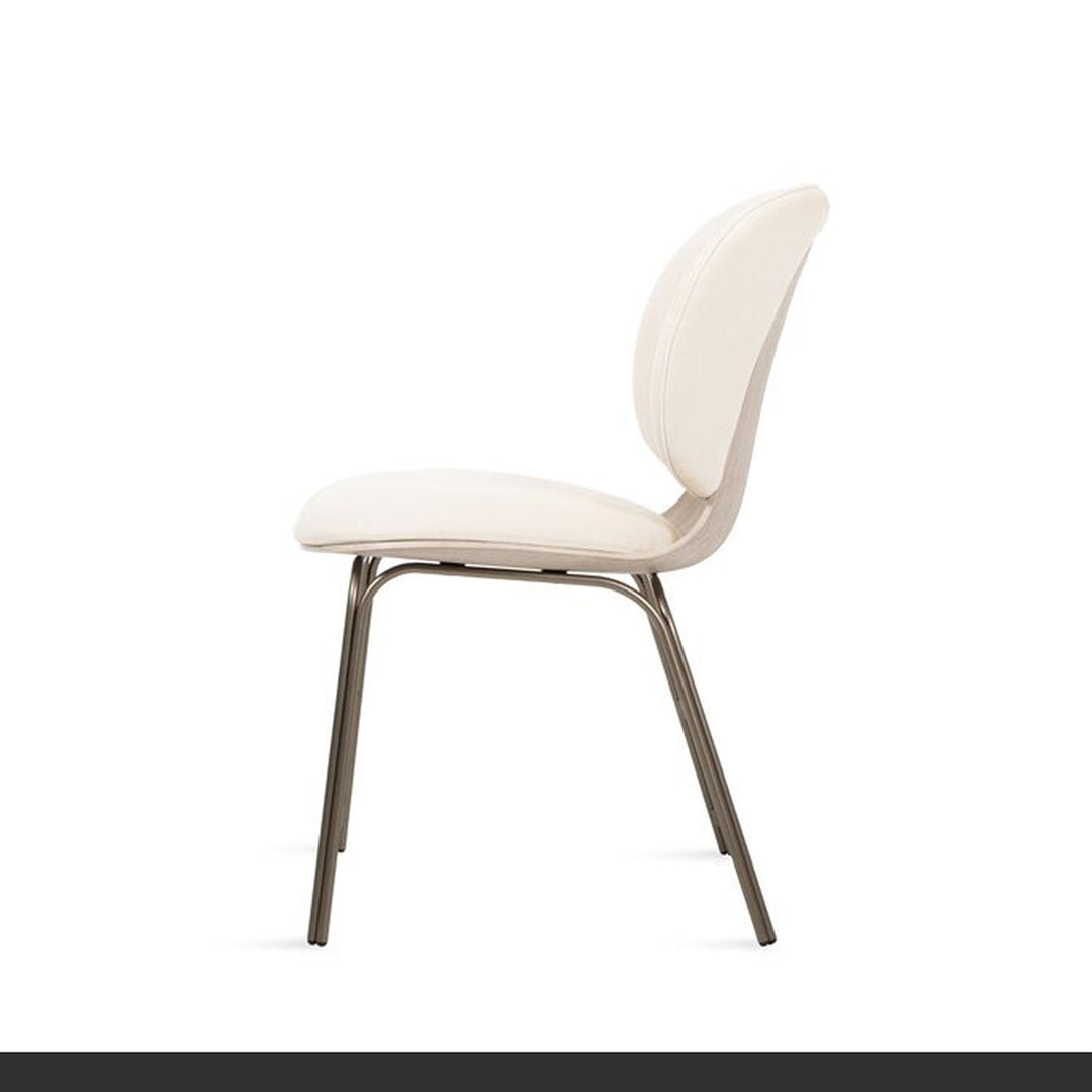 freifrau | ivy chair | twin-pipe steel frame | CATEGORY 1 FABRIC