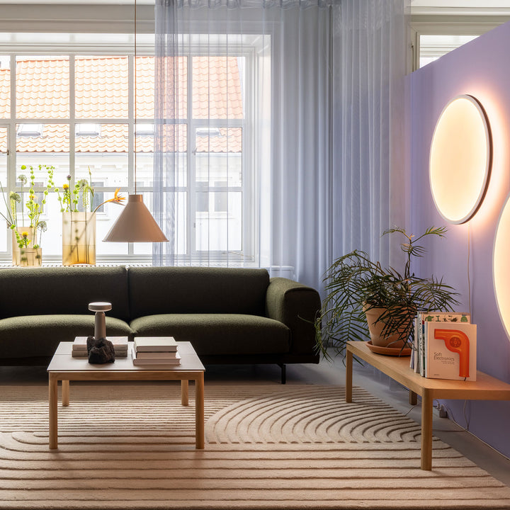 muuto | calm wall lamp | 90 cm | white grey