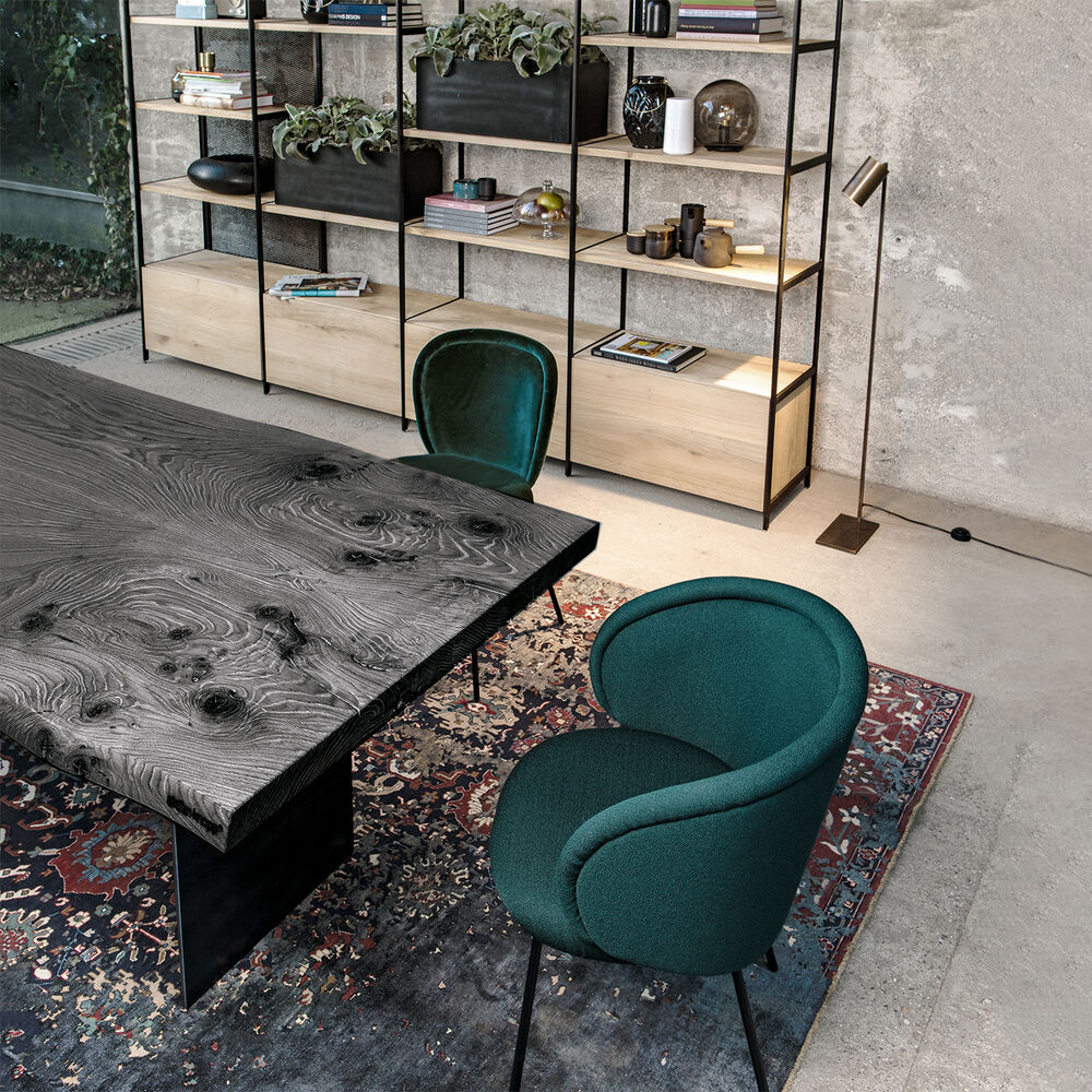 janua | sk 08 butterfly table | charburned oak grey shade + black base 260x100cm