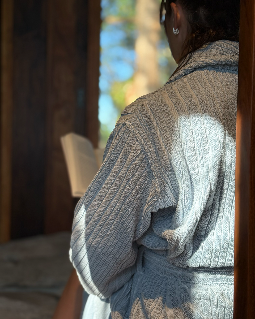 innate collection | shale bath robe - river