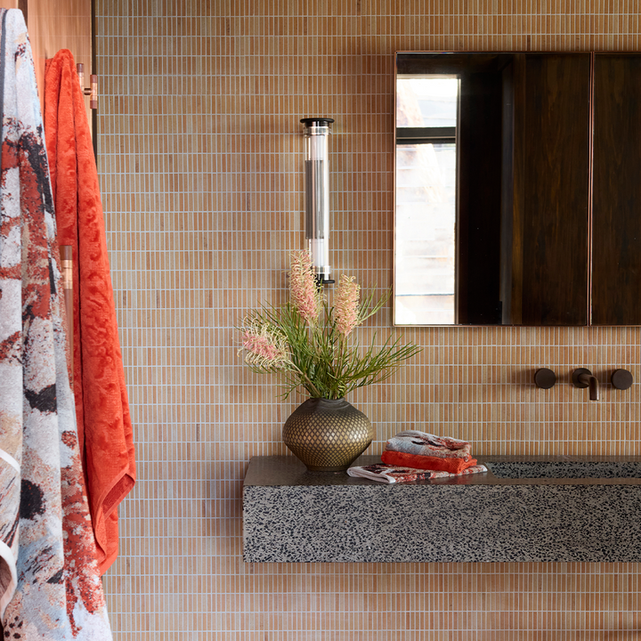 innate collection | shadows towel - coral