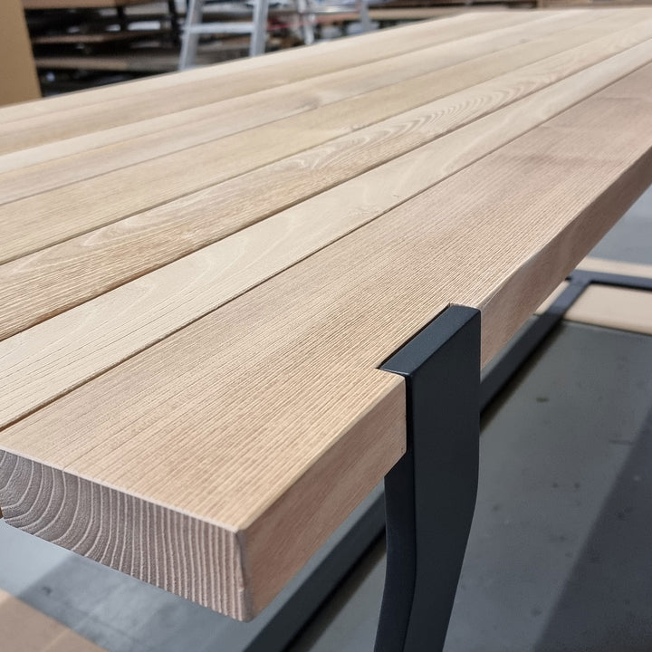 janua | bb 11 clamp outdoor table 240x90cm