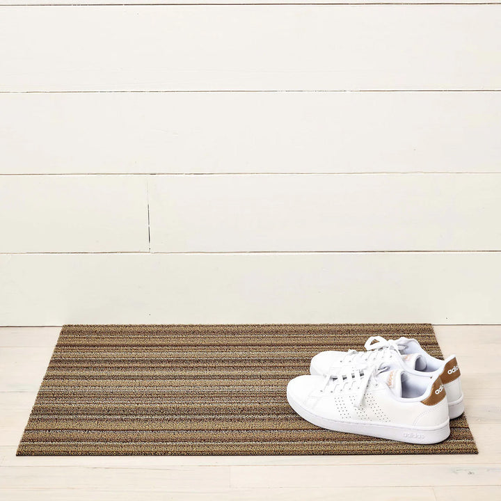 chilewich | shag utility doormat 61x91cm (24x36") | skinny stripe mushroom