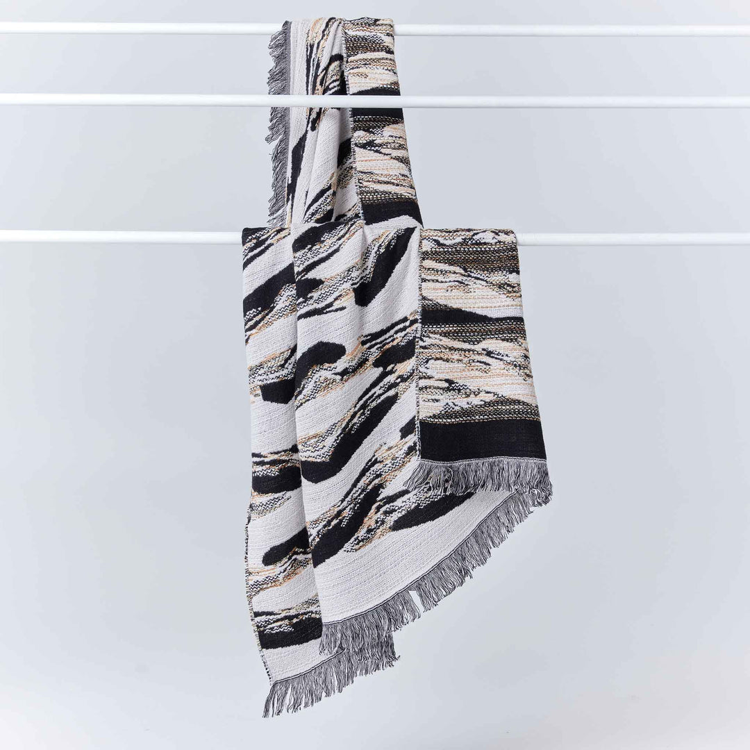 innate collection | diamond throw