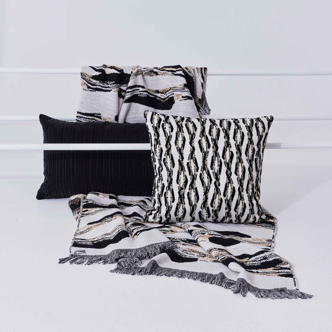 innate collection | diamond throw