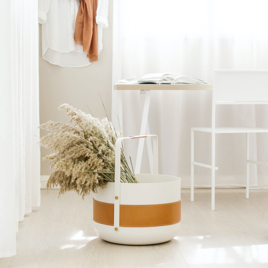 eldvarm | emma wood basket | blanc