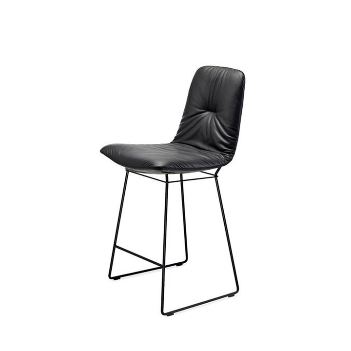 freifrau | leya high back kitchen stool 65cm | cairo cognac leather + black wire frame