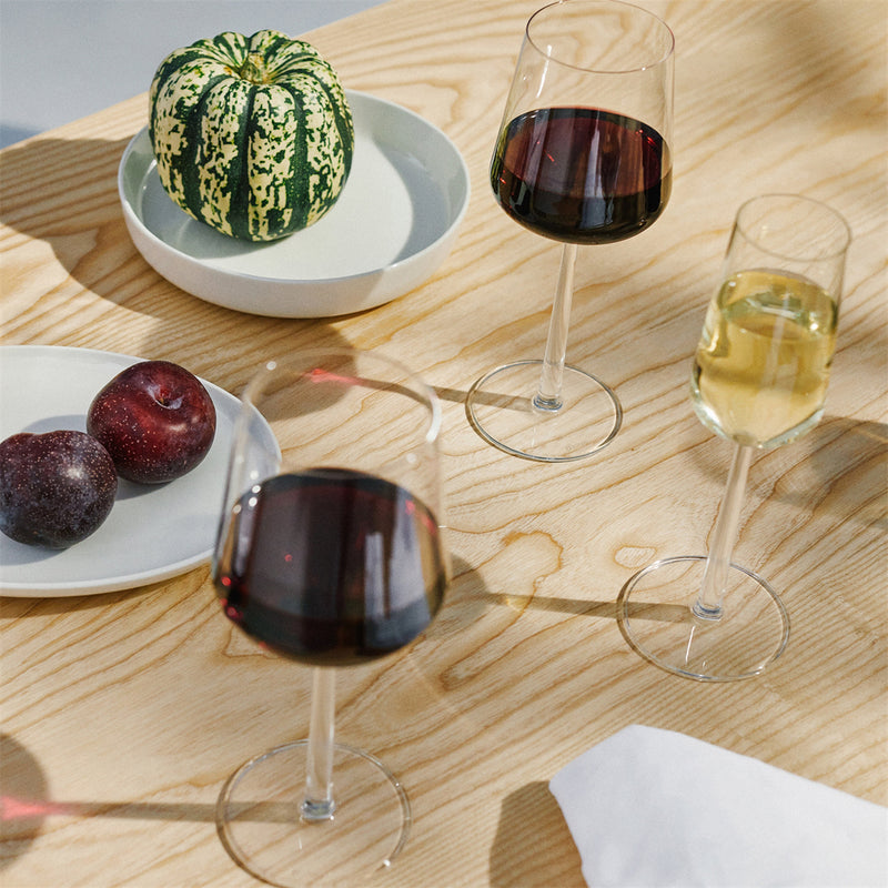 iittala | essence red wine glass | set of 2