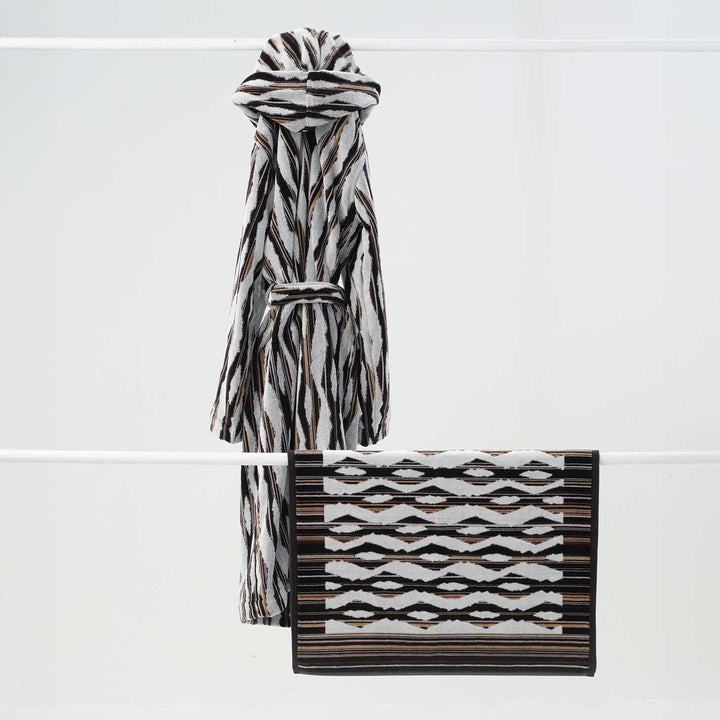 innate collection | ripple towel - dark