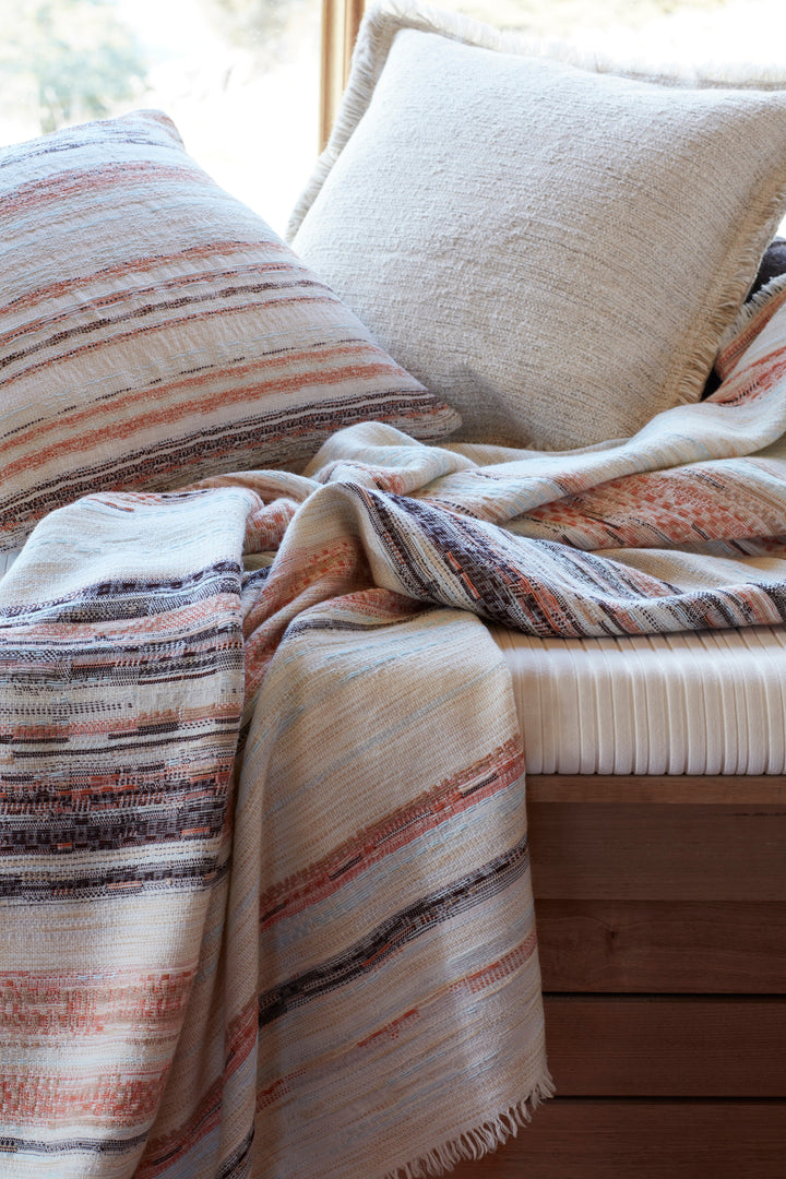 innate collection | shift throw
