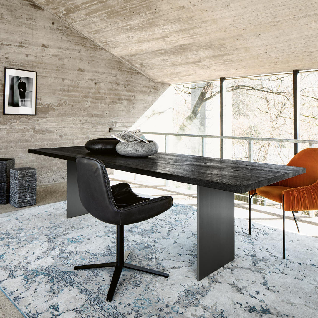 janua | sc 41 table | white smoked oak raw + steel brass glaze base 300x110cm