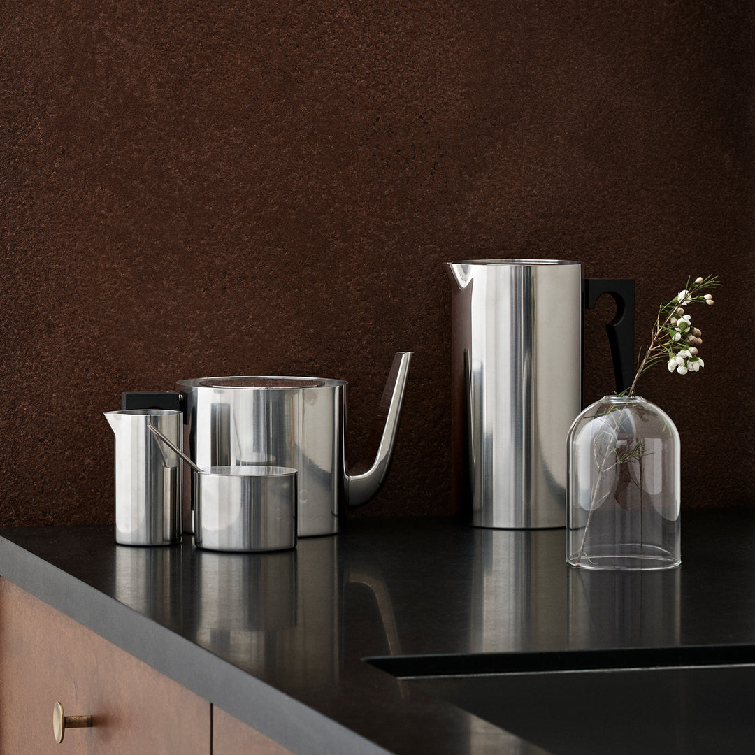 stelton | arne jacobsen cylinda line | creamer
