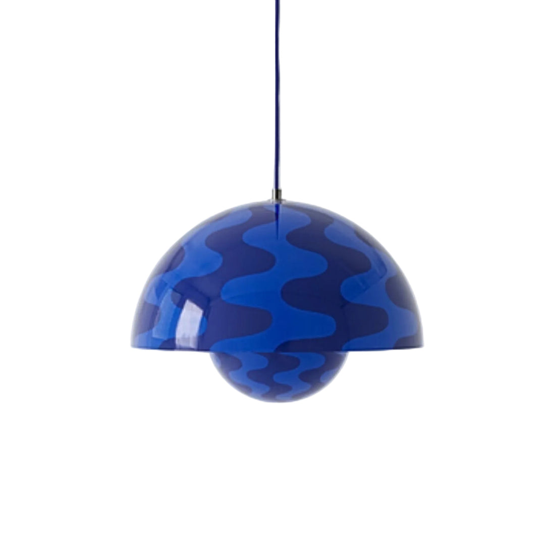 &tradition | flowerpot VP7 pendant lamp | cobalt blue + twilight blue pattern 37cm