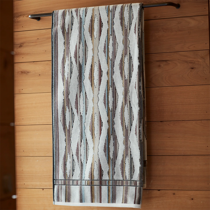 innate collection | ripple towel - light