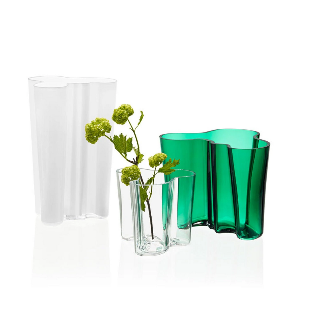 iittala | aalto finlandia vase | white 25.1cm