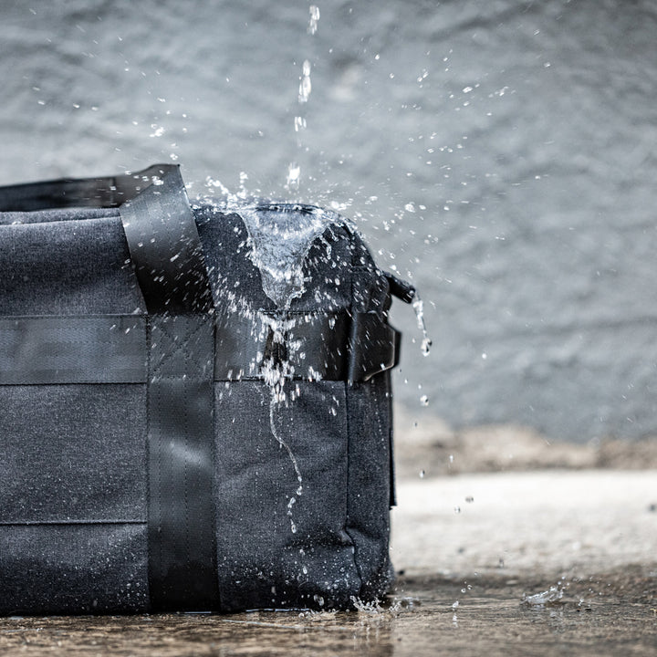 afternoons with Albert | technical weekender bag | black