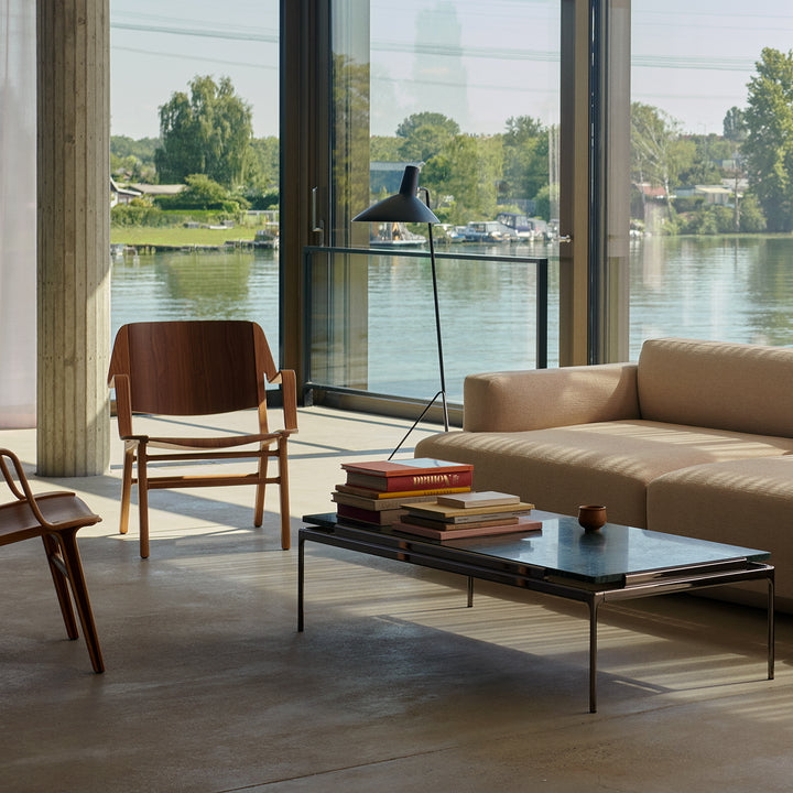 &tradition | tripod HM8 floor lamp | black