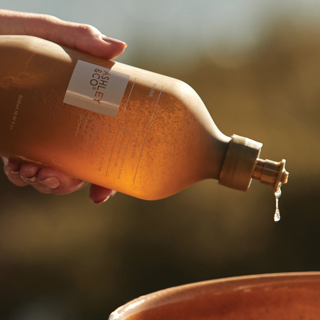 ashley + co | insink dish wash | lotus leaf + lustre