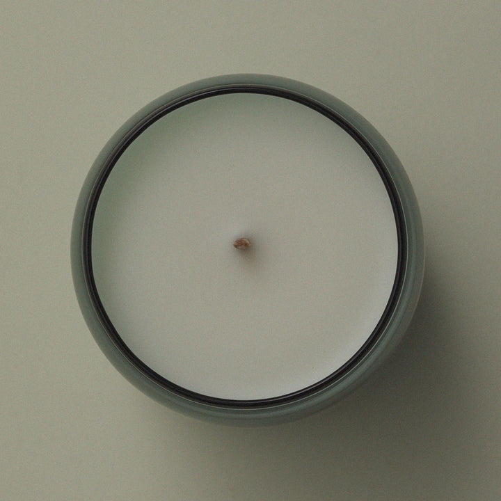 ashley + co | waxed perfume scented kitchen candle | lotus leaf + lustre + yuzu