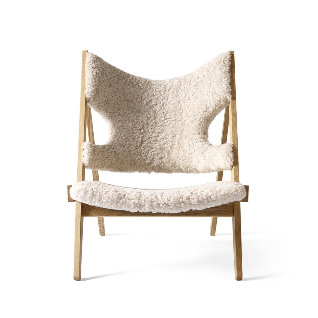 audo copenhagen (menu) | knitting lounge chair | sheepskin nature + natural oak base