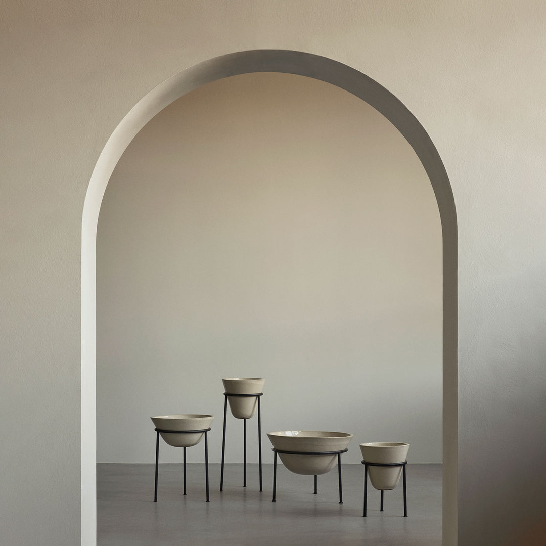 audo copenhagen (menu) | daiza planter | ivory 35x25cm ~ DC