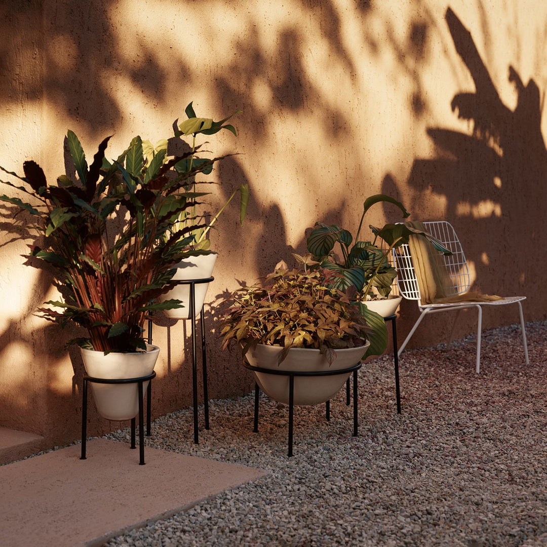 audo copenhagen (menu) | daiza planter | ivory 35x25cm ~ DC