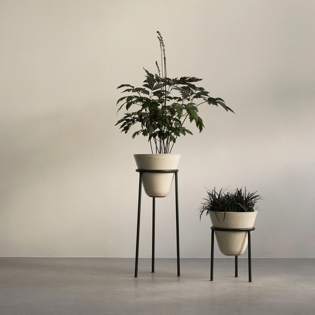 audo copenhagen (menu) | daiza planter | ivory 35x25cm ~ DC