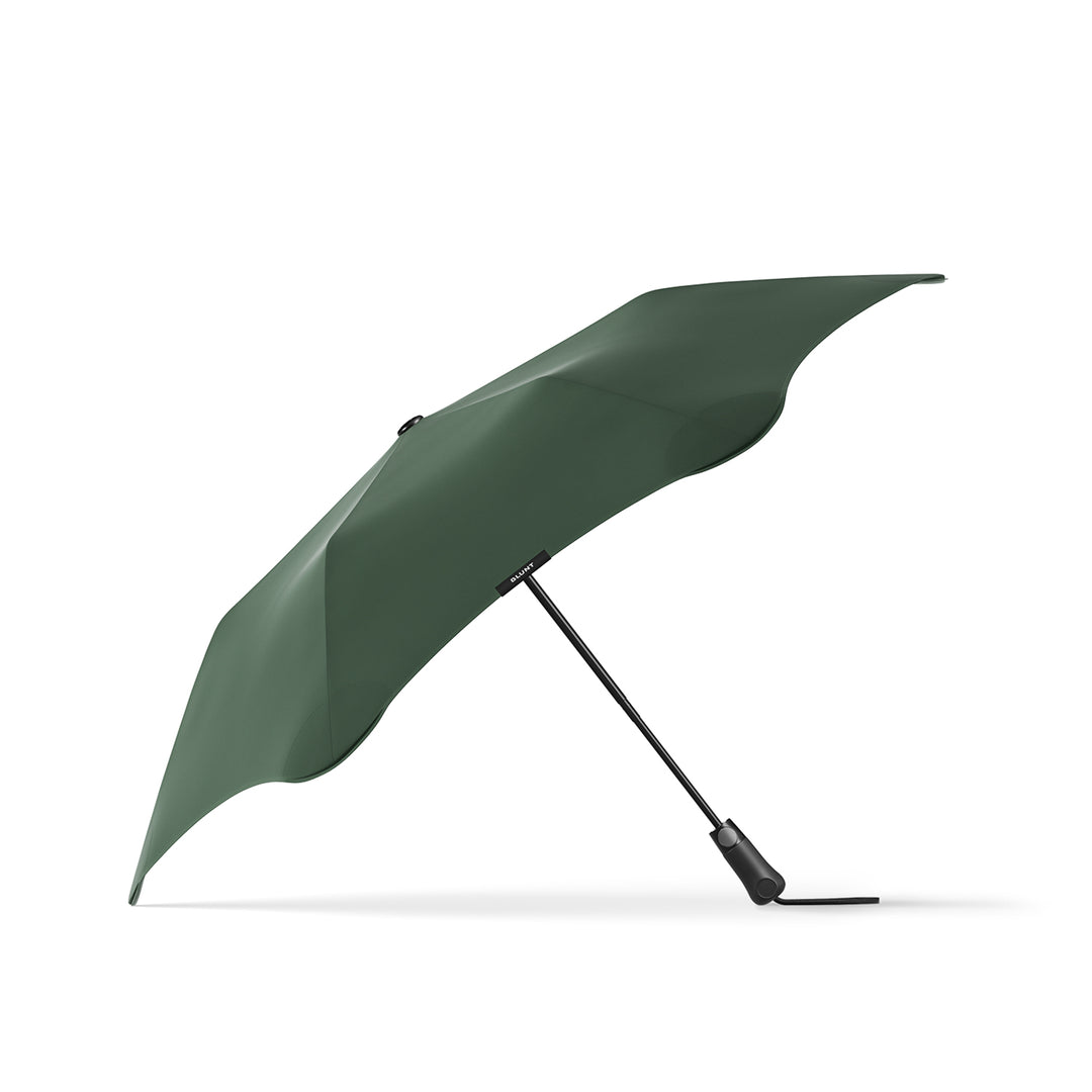 blunt | metro umbrella | forest green