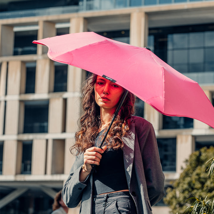blunt | metro umbrella | hibiscus pink