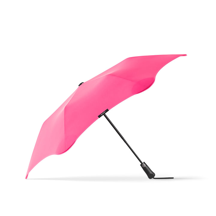 blunt | metro umbrella | hibiscus pink