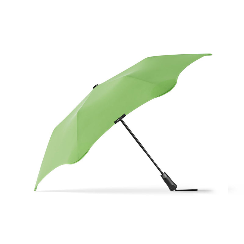 blunt | metro umbrella | meadow green