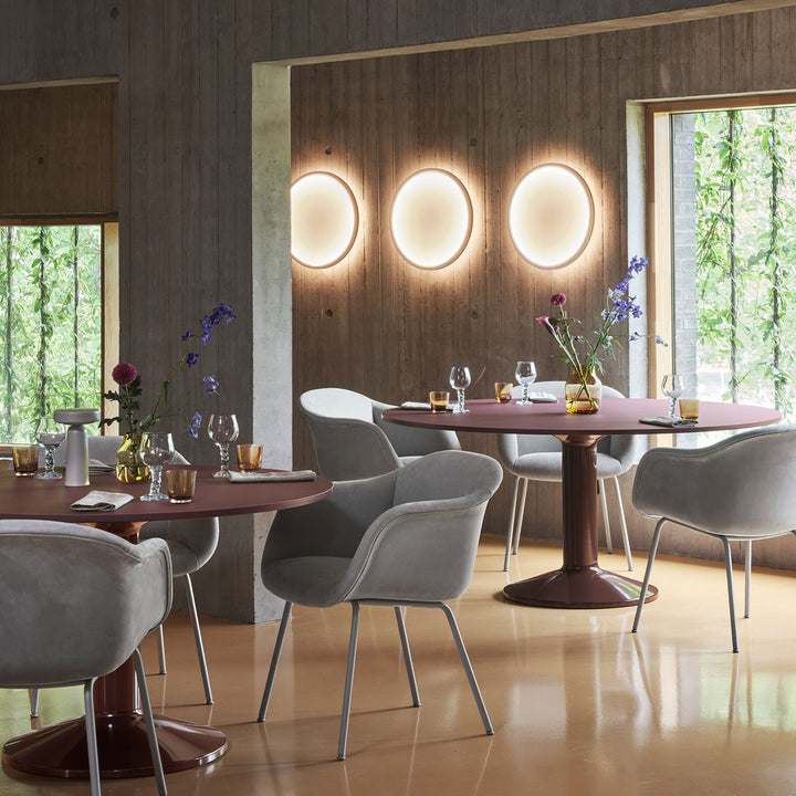 muuto | calm wall lamp | 90 cm | white grey