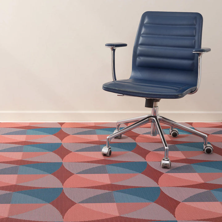 chilewich | woven floormat 183x270cm (72x106") | canopy raspberry