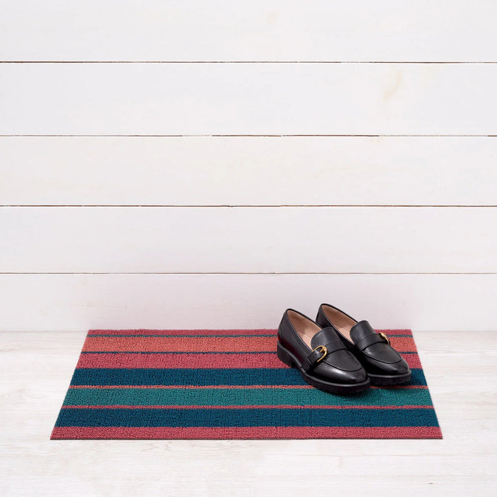 chilewich | doormat 46x71cm (18x28") | bolt stripe raspberry