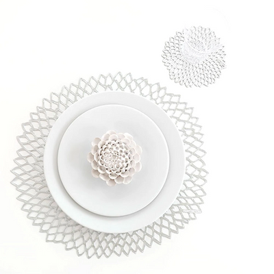 chilewich | placemat round | dahlia silver