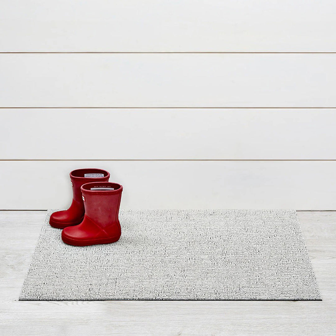 chilewich | shag doormat 46x71cm (18x28") | solid snow