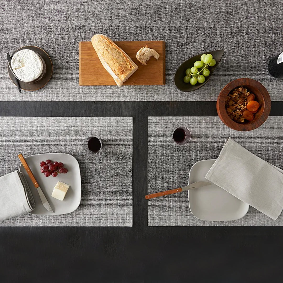 chilewich | table runner | ombre silver