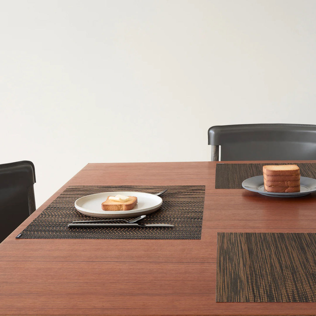 chilewich | placemat rectangle | wave tiger eye