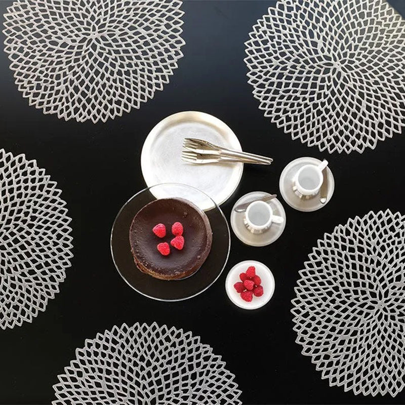 chilewich | placemat round | dahlia gunmetal