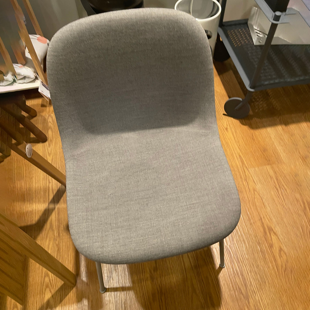 muuto | fiber side chair | tube base | remix 133 + grey - EX DISPLAY