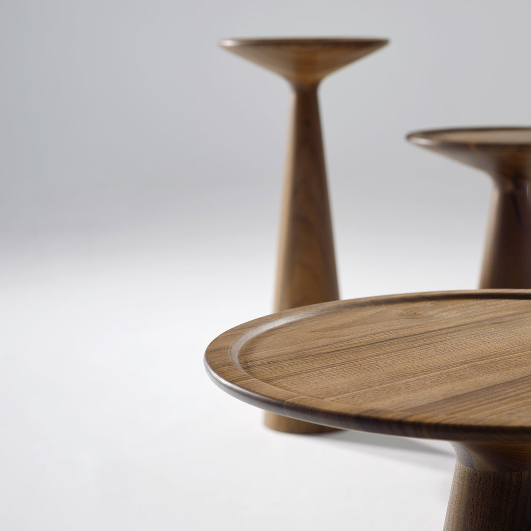 draenert | figura coffee table | american walnut 49x38cm