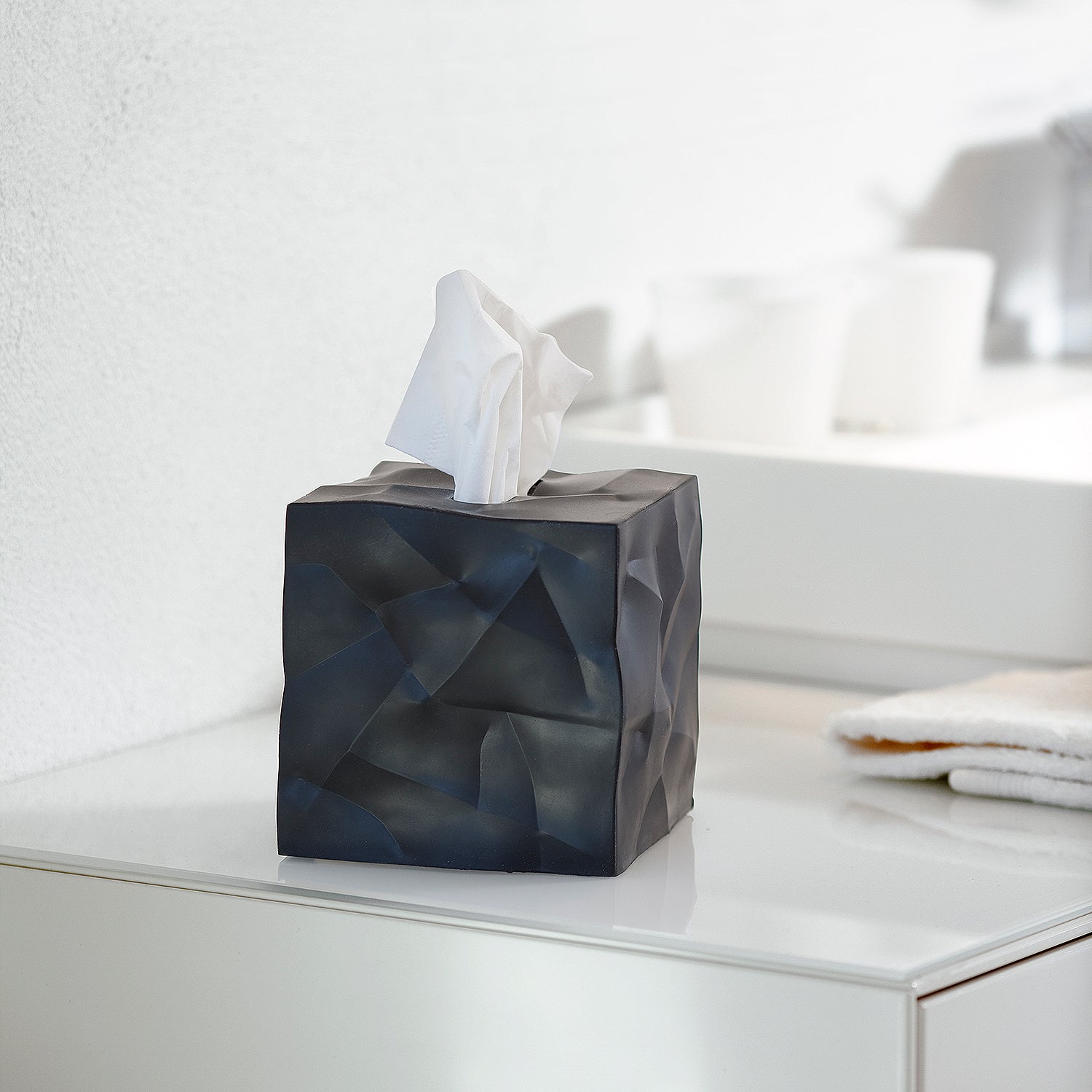 essey | wipy cube tissue box | black – top3 by design