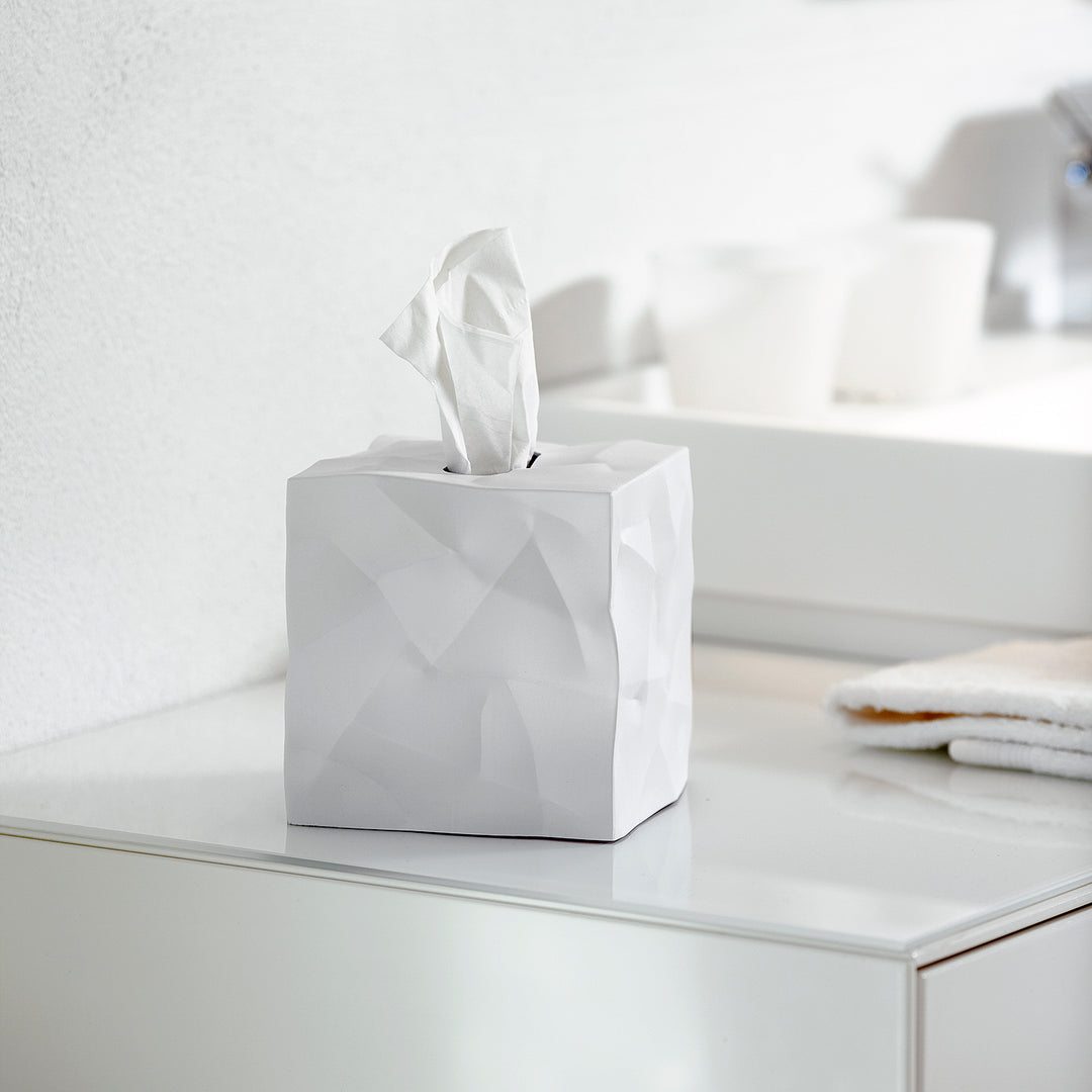 essey | wipy cube tissue box | white